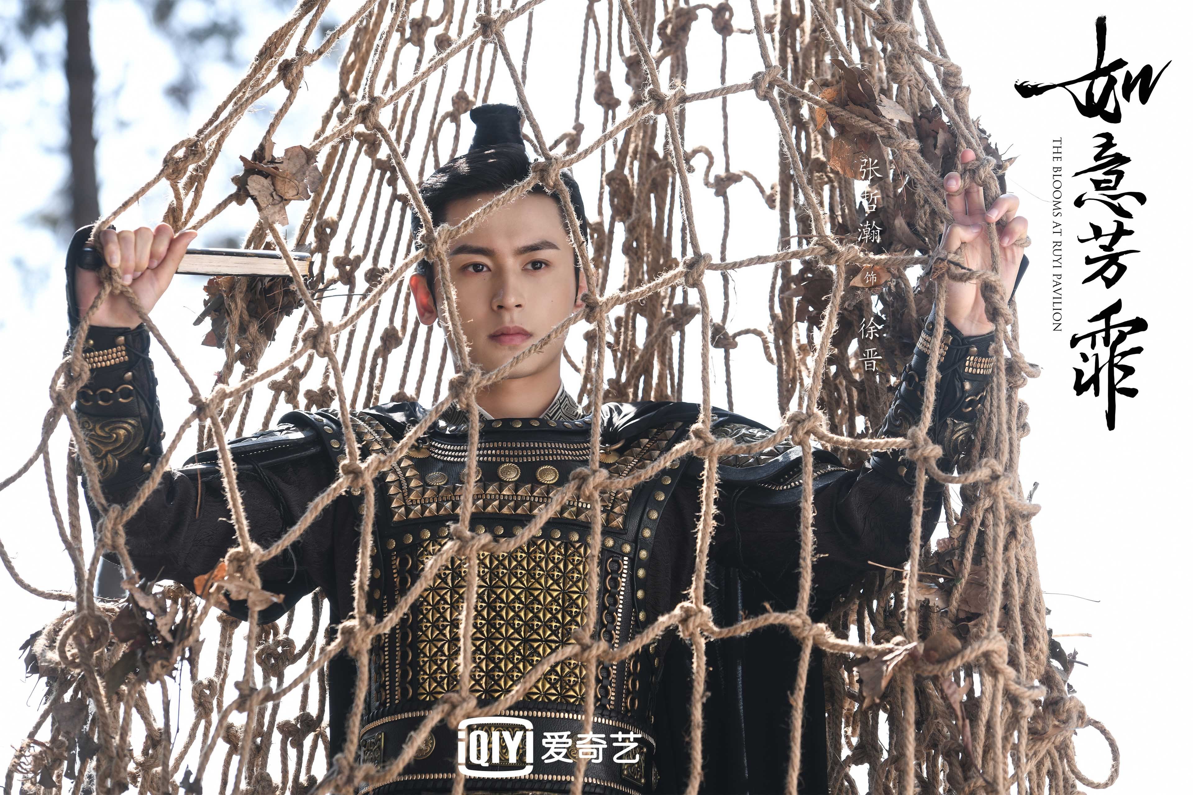 “高新体育中心：羽毛球赛场成全球选手竞技之地”